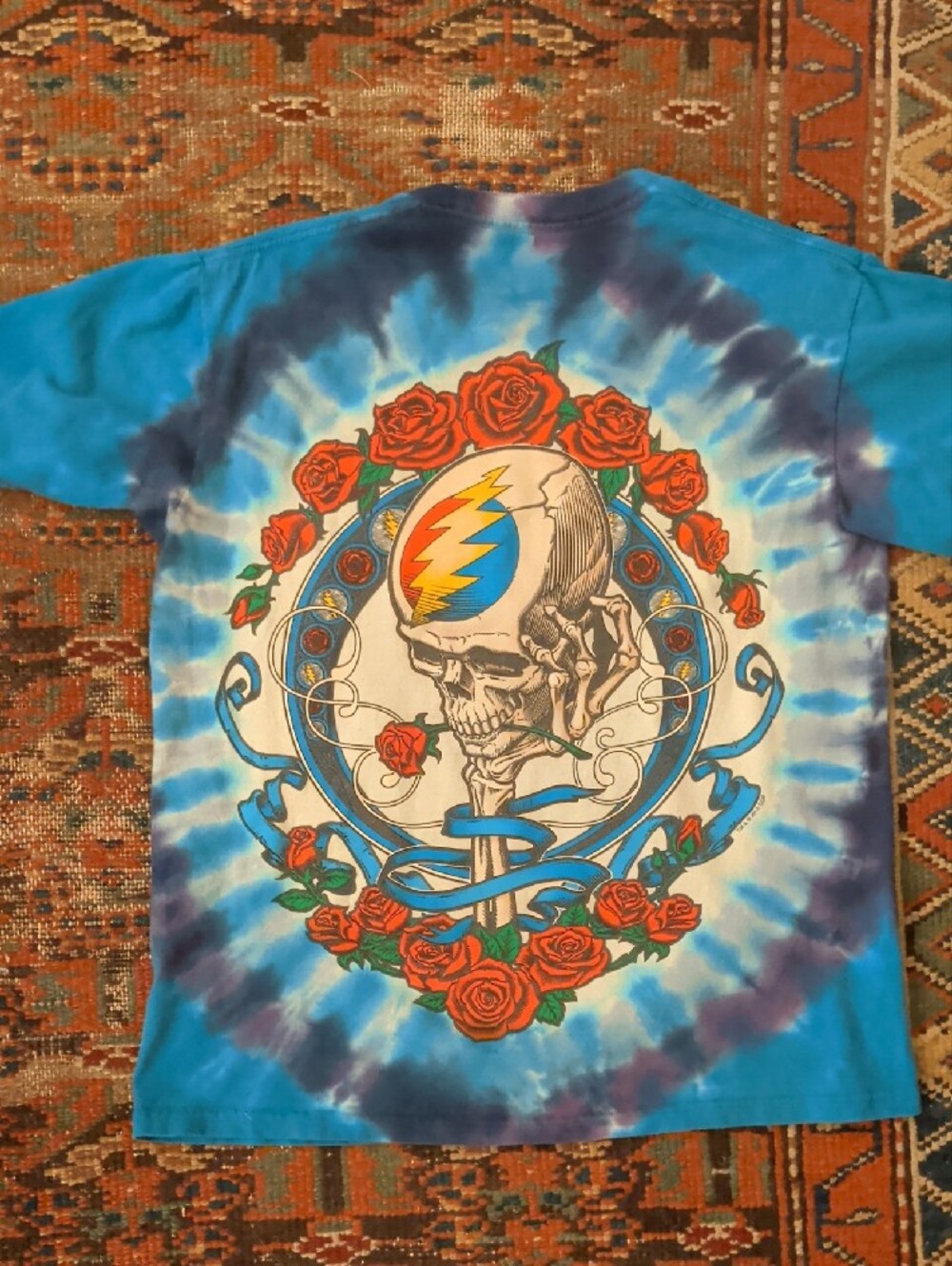 Liquid Blue Blue White Tie-Dye Graphic Tee - Picture 3 of 3